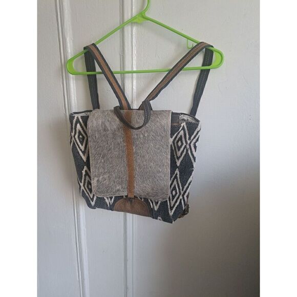 Myra Womens Grizzle Cowhide Upcycled Canvas Leather Gray Backpack Patchwork - Picture 1 of 7